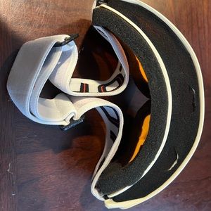 SCOTT skiing goggles